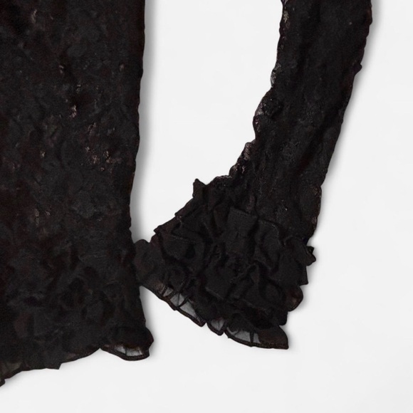 Gothic Ruffle Lace Top - Picture 3 of 5